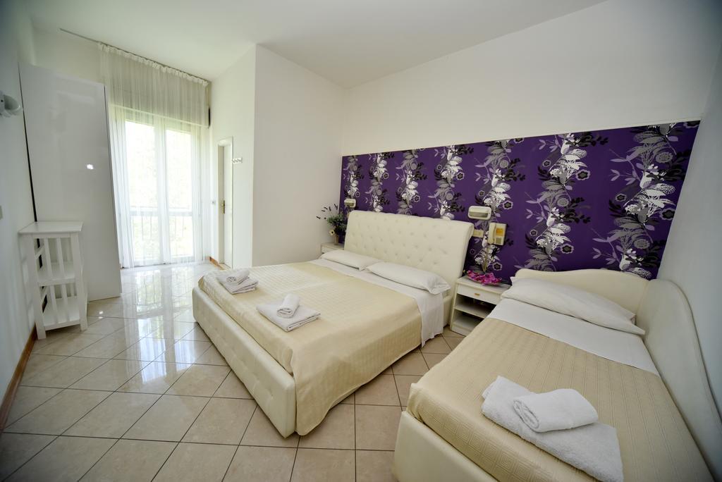 Hotel Marika Rimini Luaran gambar