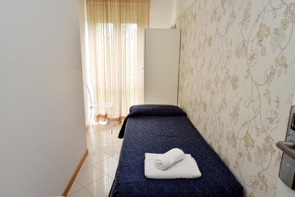 Hotel Marika Rimini Luaran gambar
