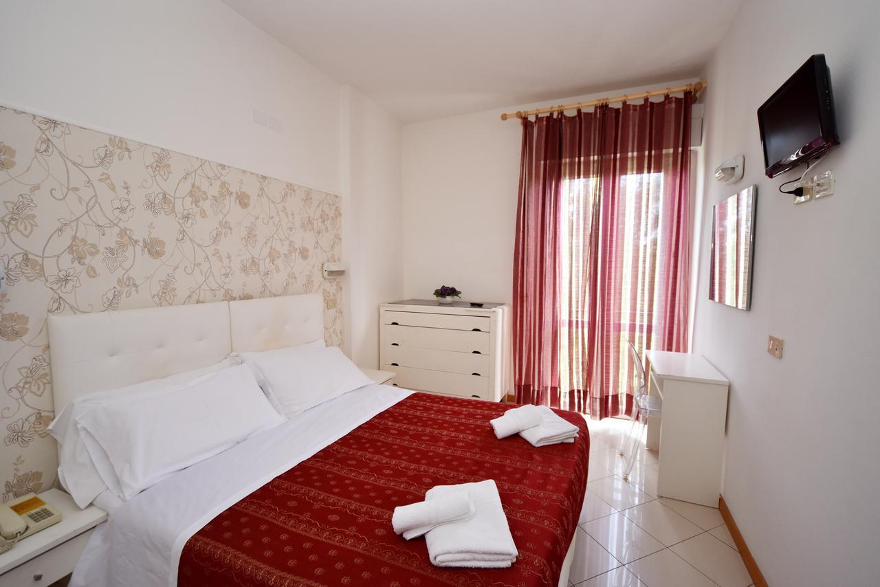 Hotel Marika Rimini Luaran gambar