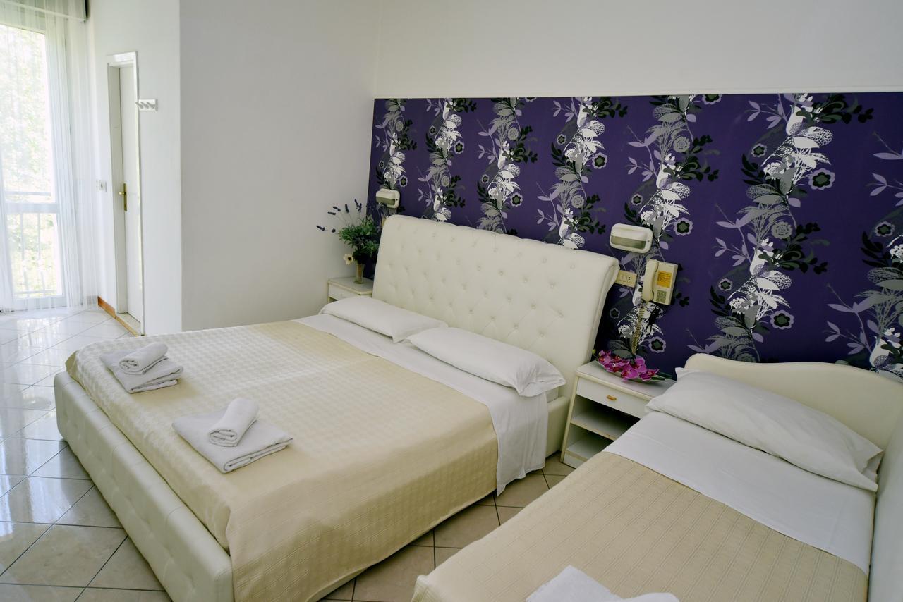 Hotel Marika Rimini Luaran gambar