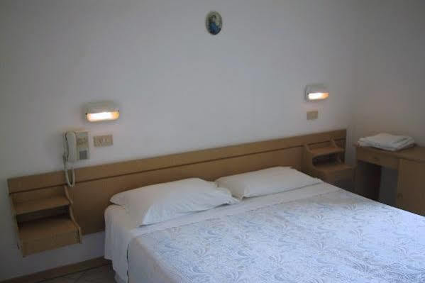 Hotel Marika Rimini Luaran gambar